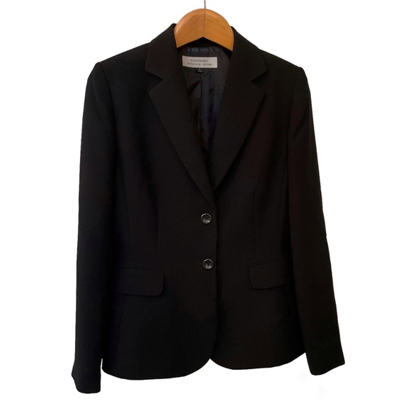 Tahari Black Two Button Blazer, Size 4 - Picture 2 of 12